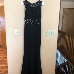Long, black fitted prom/formal dress